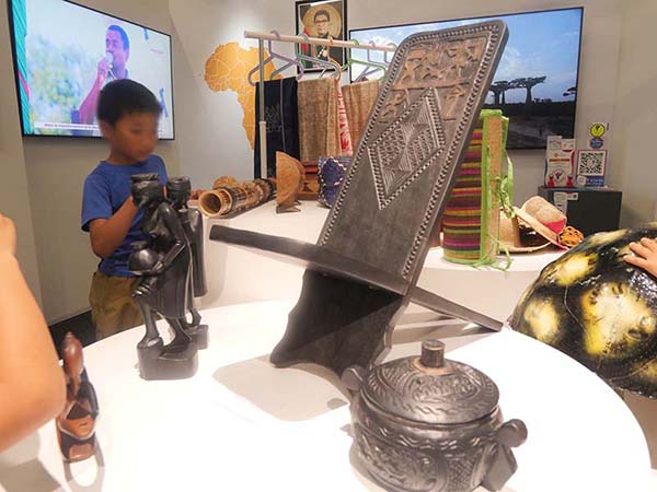 万博赤道マダガスカル館