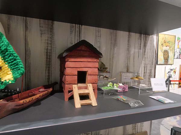 万博サントメ館