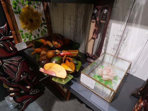 万博サントメ館