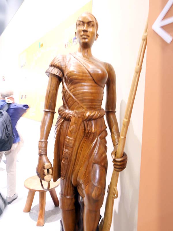 万博赤道ベニン館