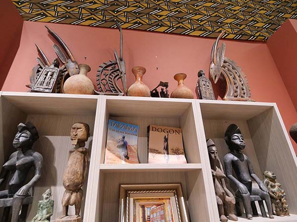 万博赤道マリ館