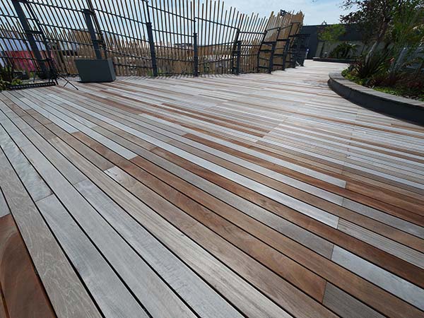 関西万博マレーシア館屋上