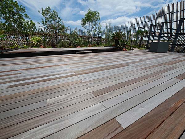 関西万博マレーシア館屋上