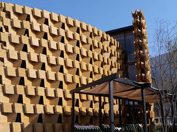 関西万博ポーランド館