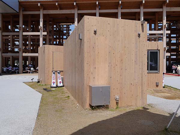 関西万博ポップアップ東内