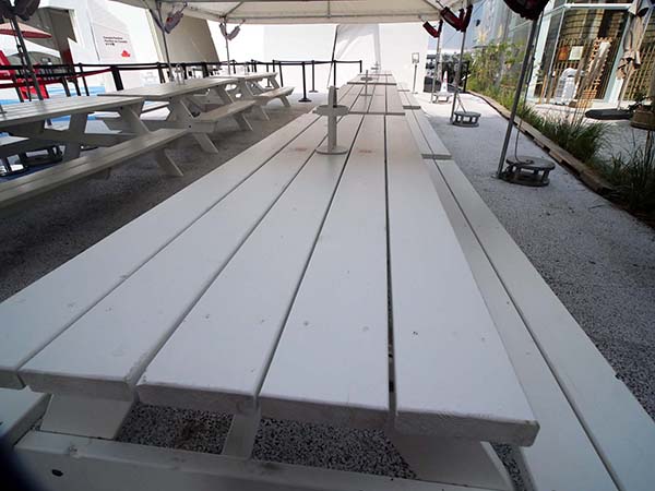 関西万博ベンチ