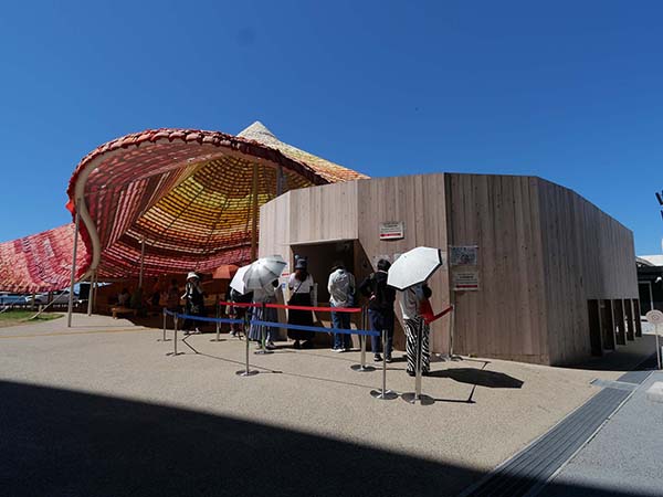 関西万博休憩所1