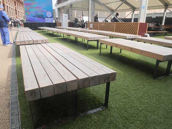 関西万博ベンチ