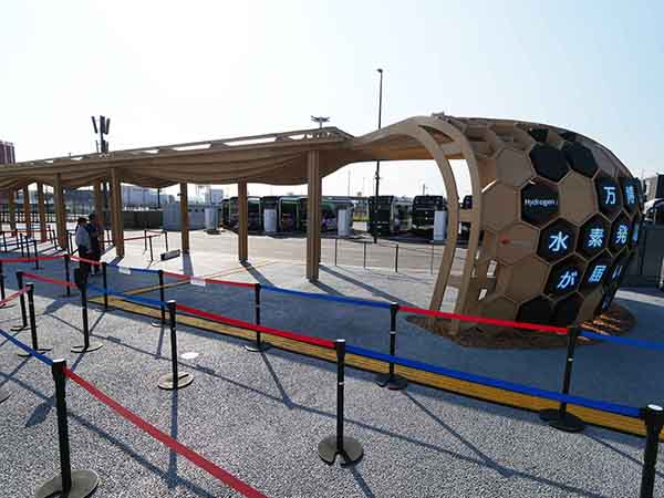 関西万博-東ゲート南停留所