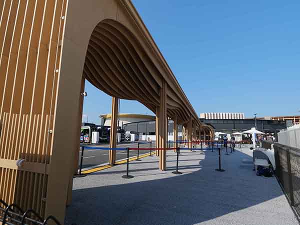 関西万博-東ゲート南停留所