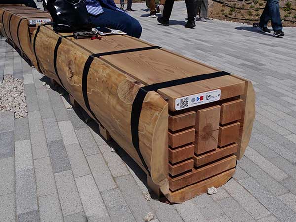 関西万博ベンチ