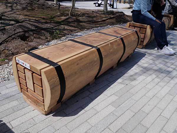 関西万博ベンチ