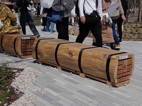 関西万博ベンチ