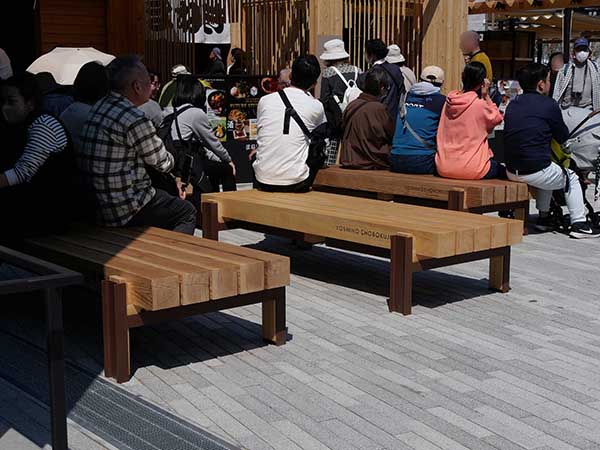 関西万博ベンチ