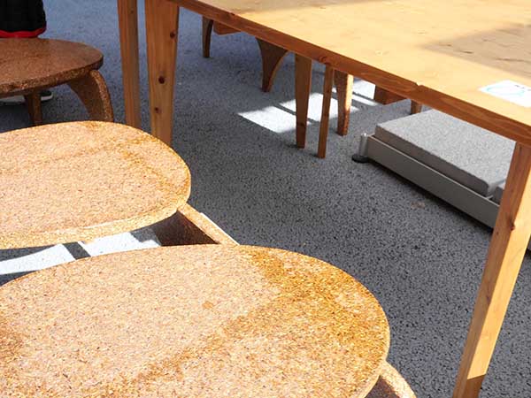 関西万博ベンチ