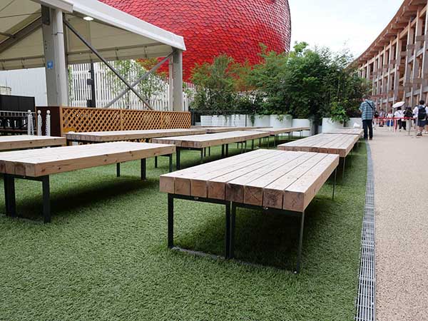 関西万博ベンチ