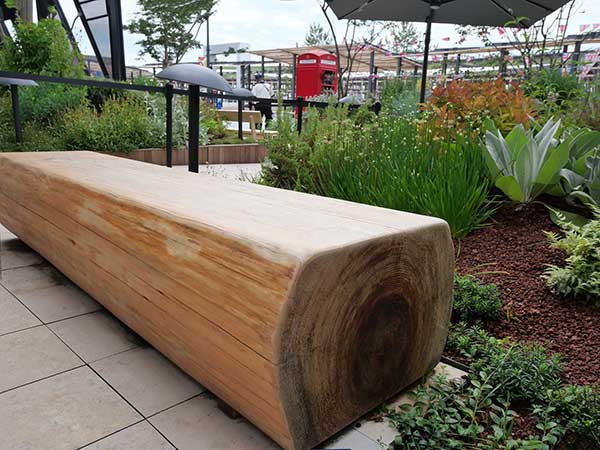 関西万博ベンチ