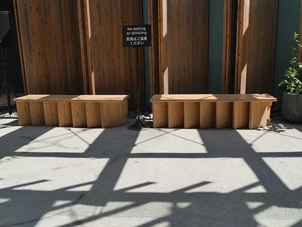 関西万博ベンチ