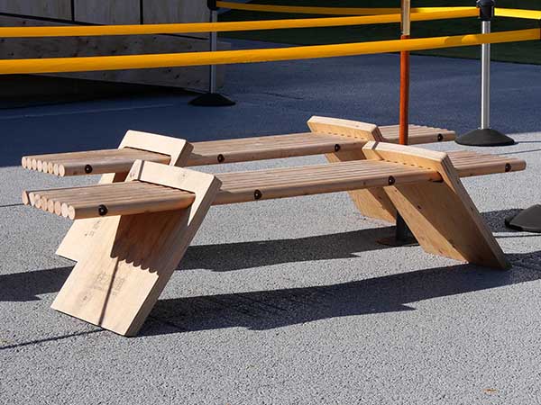 関西万博ベンチ