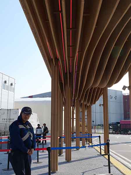 関西万博-東ゲート南停留所