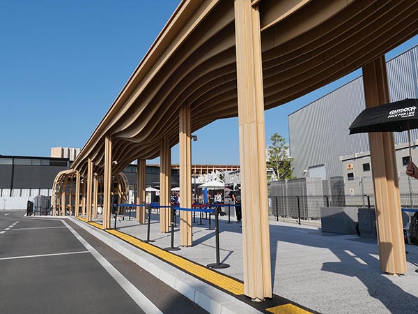 関西万博-東ゲート南停留所