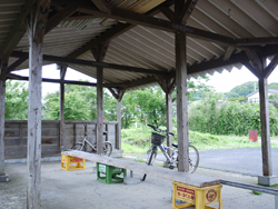 上総中野駅ベンチ　