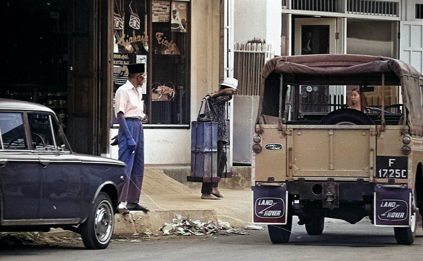 自動車